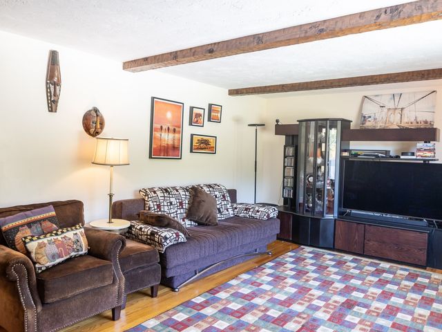 1187 South St., Needham, MA 02492