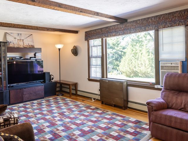 1187 South St., Needham, MA 02492