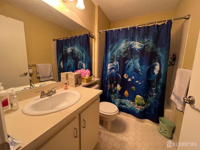 87 Rachel Court 4524, Franklin, NJ 08823