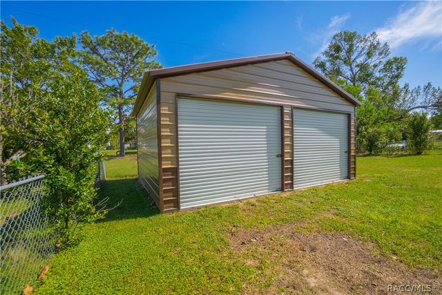 49 S Lee Street, Beverly Hills, FL 34465