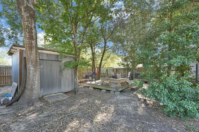 404 West 3rd St, League City, TX 77573