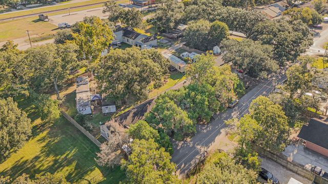 404 West 3rd St, League City, TX 77573