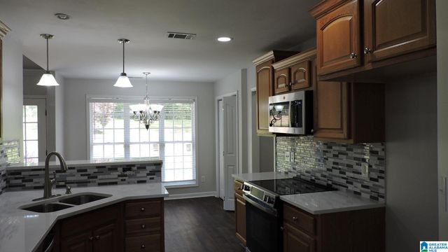 7789 BANKHEAD HIGHWAY, Dora, AL 35062