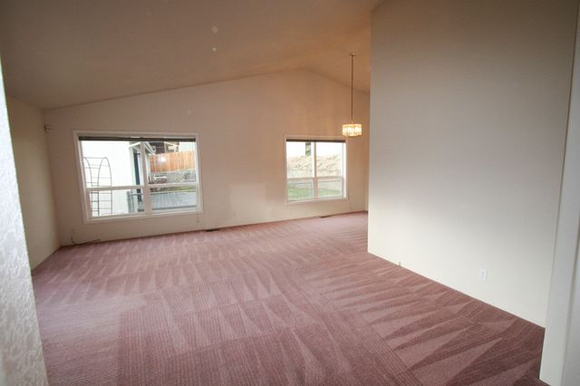 167 Peach Street, Klamath Falls, OR 97601