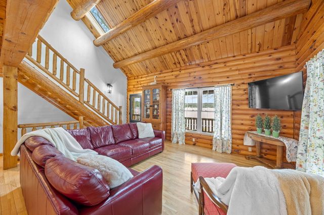 16211 Pretty Lake Drive, Mecosta, MI 49332