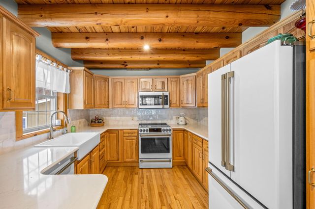 16211 Pretty Lake Drive, Mecosta, MI 49332