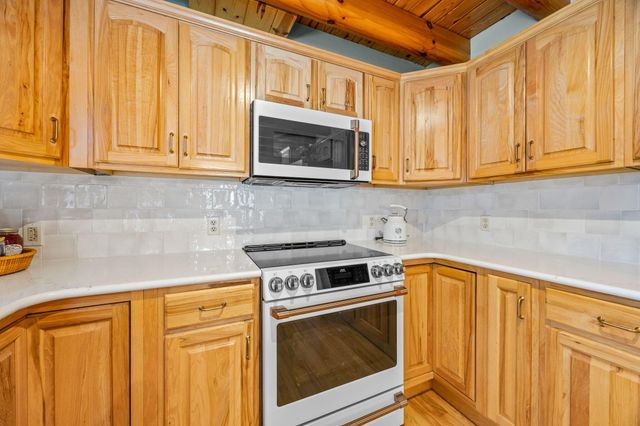 16211 Pretty Lake Drive, Mecosta, MI 49332