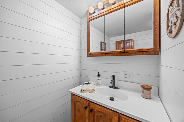 16211 Pretty Lake Drive, Mecosta, MI 49332