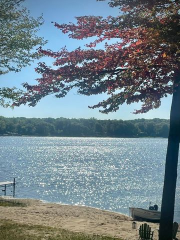 16211 Pretty Lake Drive, Mecosta, MI 49332