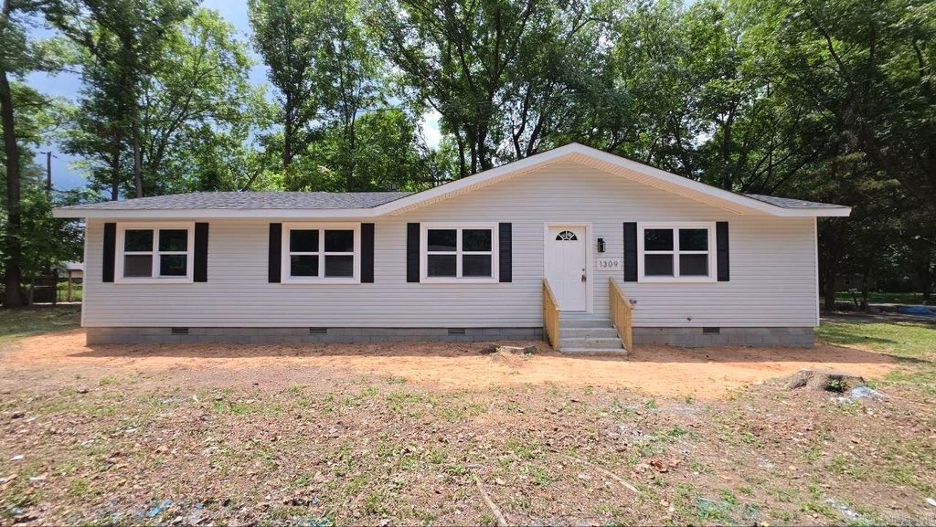 1309 Stamps Street, Jacksonville, AR 72076