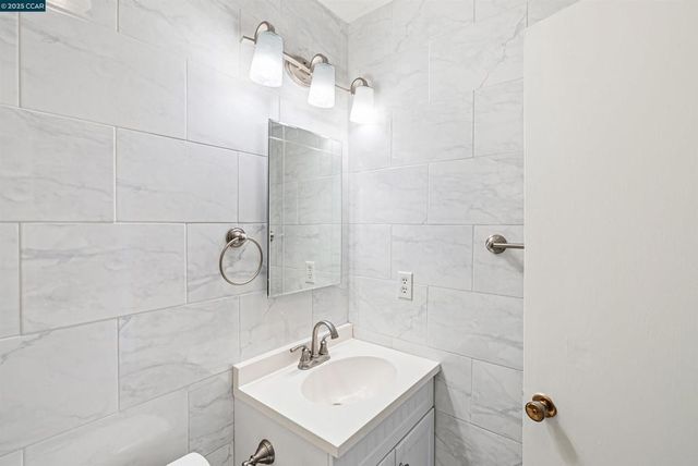 2205 Lemontree Way 3, Antioch, CA 94509