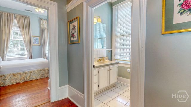 251 East Broad Street 4, Savannah, GA 31401