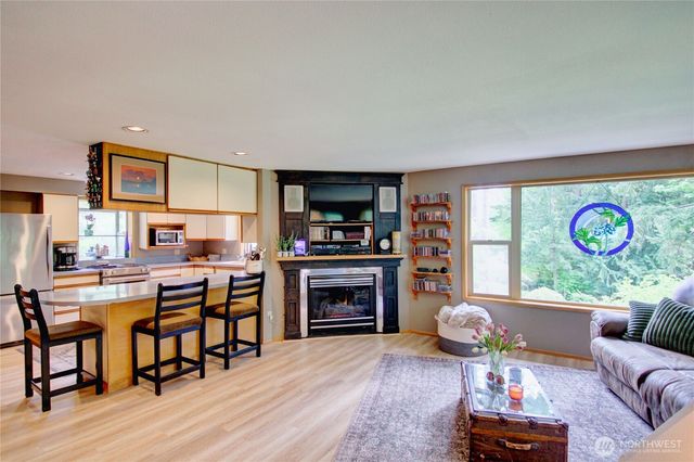 15 Tee Place, Bellingham, WA 98229