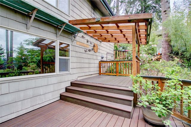 15 Tee Place, Bellingham, WA 98229