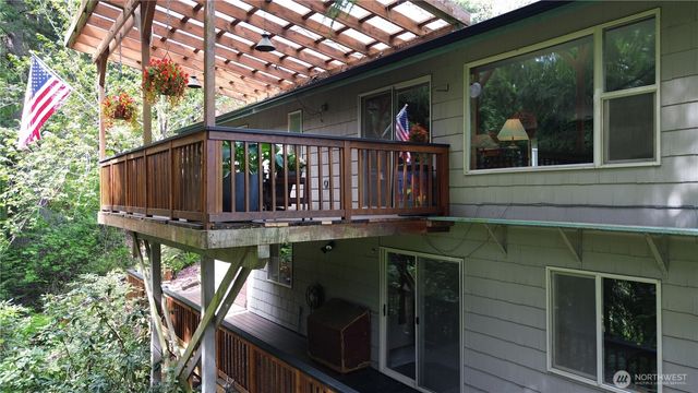 15 Tee Place, Bellingham, WA 98229