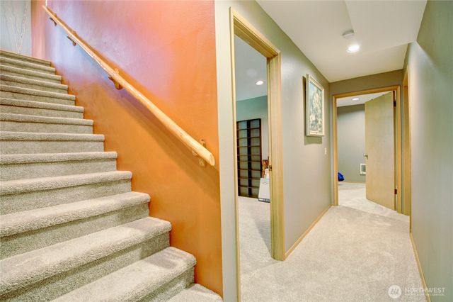 15 Tee Place, Bellingham, WA 98229