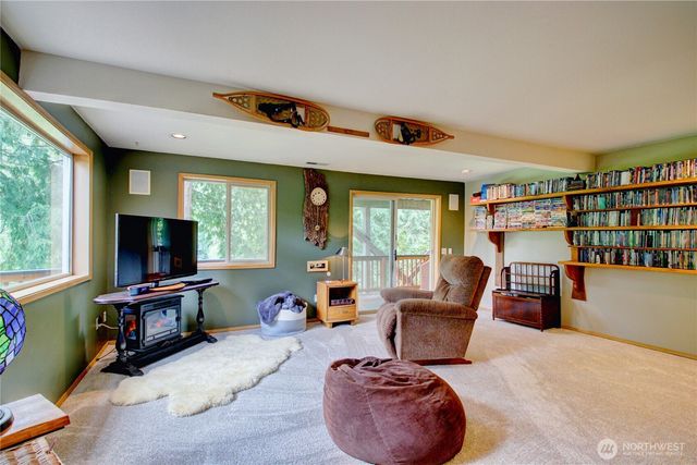 15 Tee Place, Bellingham, WA 98229