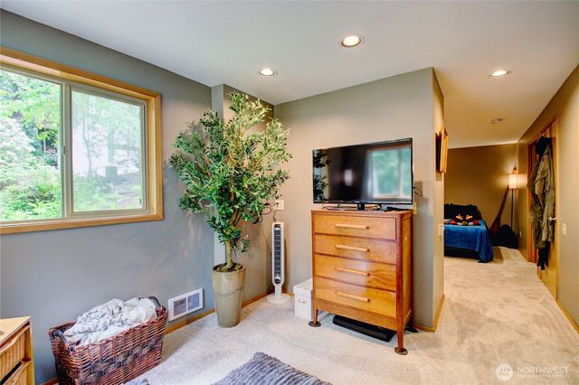 15 Tee Place, Bellingham, WA 98229