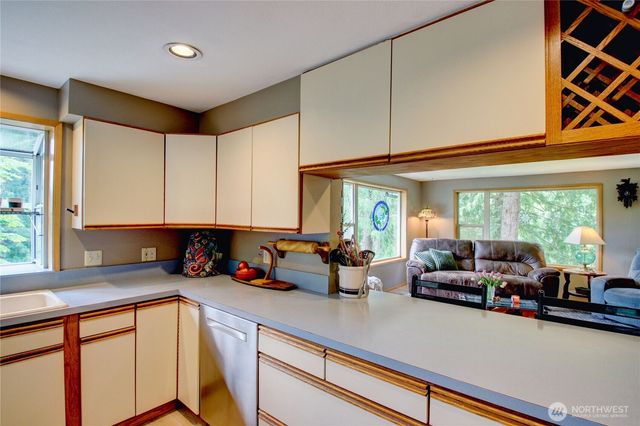 15 Tee Place, Bellingham, WA 98229