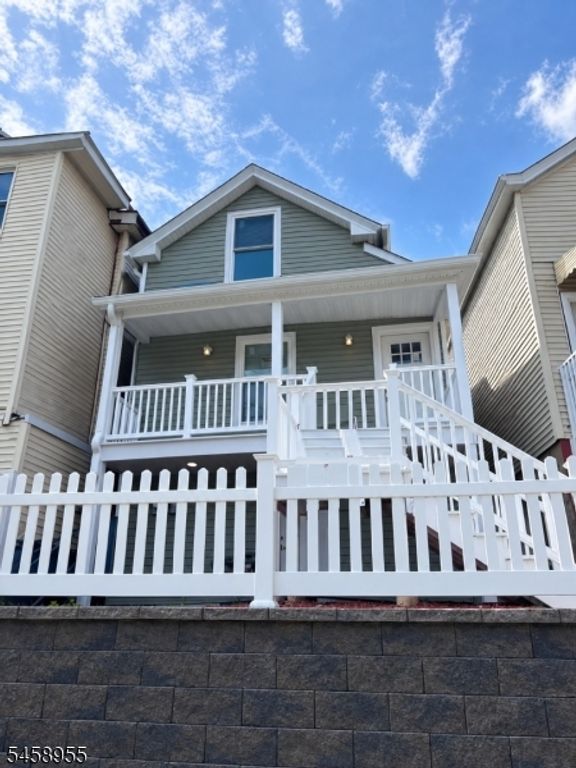 299 West Broadway, Paterson City, NJ 07522 — exterior