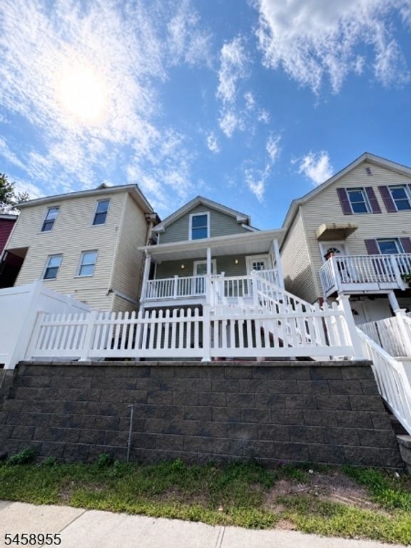299 West Broadway, Paterson City, NJ 07522 — photo 2
