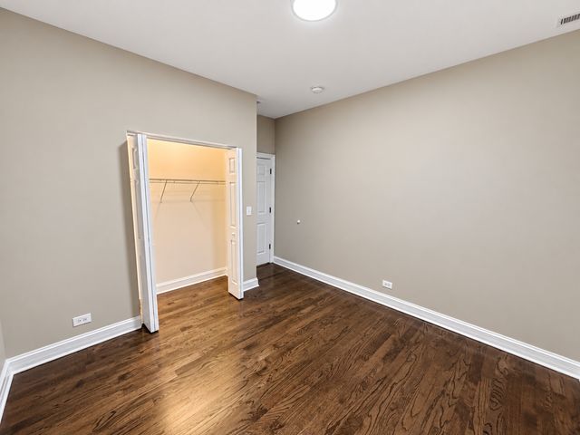 543 E 43rd Street 2E, Chicago, IL 60653