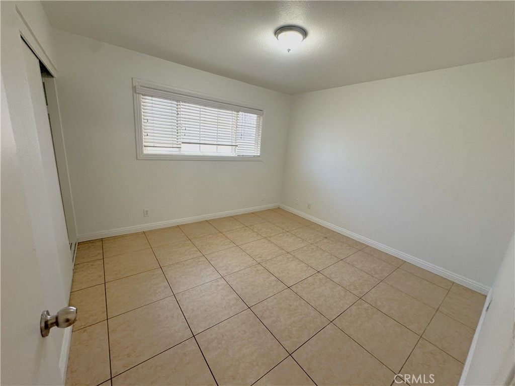 Image 19 of property listing at 6301 Arden Avenue, Highland, CA 92346