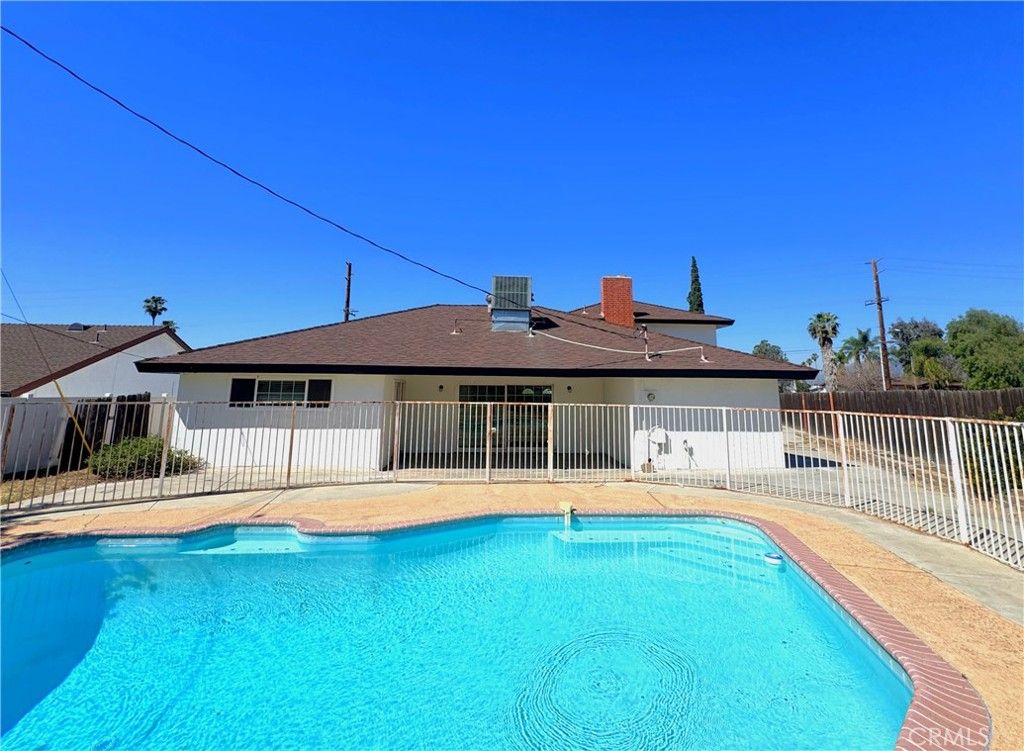 Image 22 of property listing at 6301 Arden Avenue, Highland, CA 92346