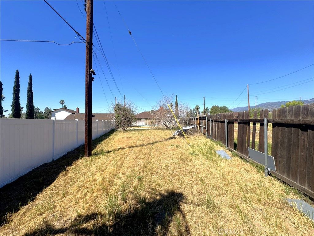 Image 24 of property listing at 6301 Arden Avenue, Highland, CA 92346