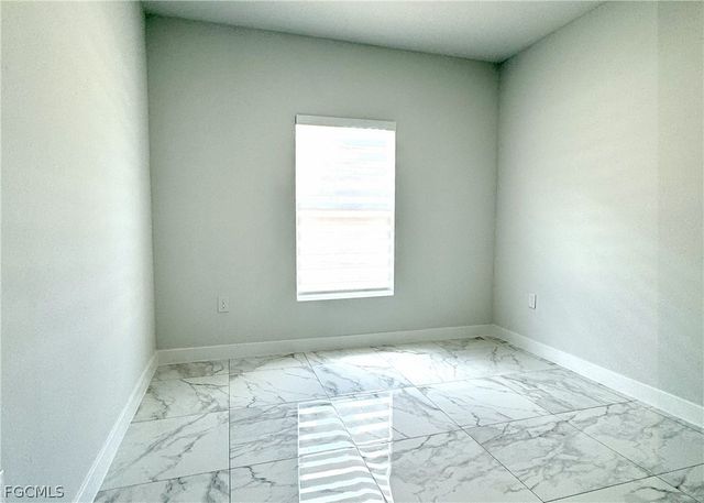 825 Porter ST E, Lehigh Acres, FL 33974