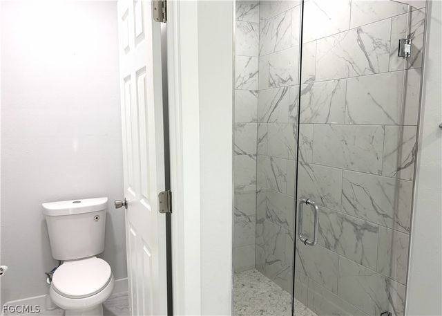 825 Porter ST E, Lehigh Acres, FL 33974