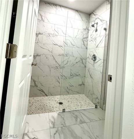 825 Porter ST E, Lehigh Acres, FL 33974