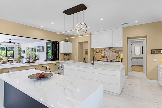 1410 SHADY MEADOW LANE, Deland, FL 32724
