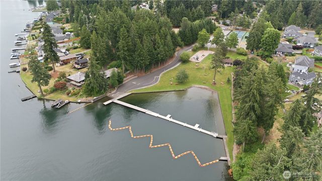 5713 187th Avenue E, Lake Tapps, WA 98391