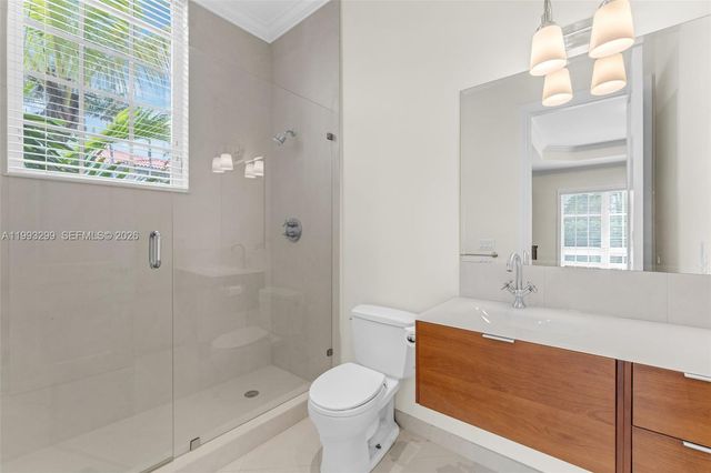 797 Ridgewood Rd ., Key Biscayne, FL 33149