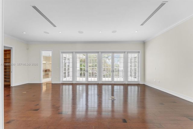 797 Ridgewood Rd ., Key Biscayne, FL 33149