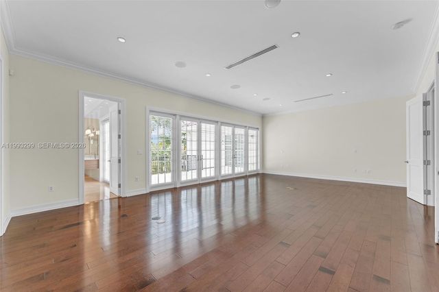 797 Ridgewood Rd ., Key Biscayne, FL 33149