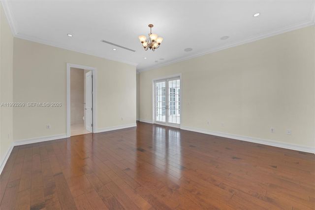 797 Ridgewood Rd ., Key Biscayne, FL 33149