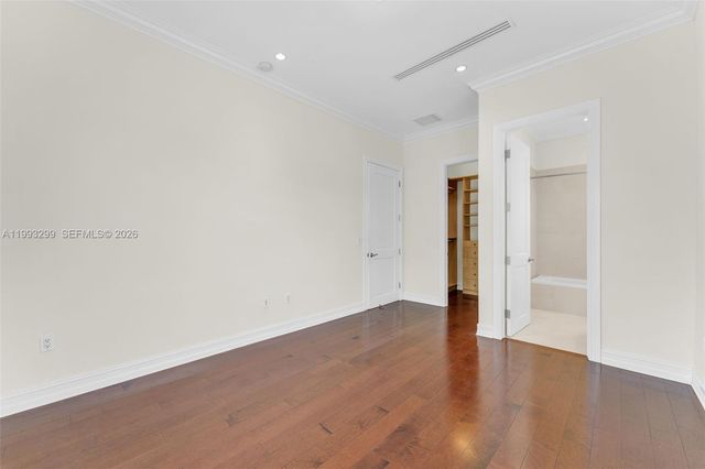 797 Ridgewood Rd ., Key Biscayne, FL 33149