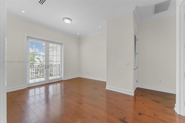 797 Ridgewood Rd ., Key Biscayne, FL 33149