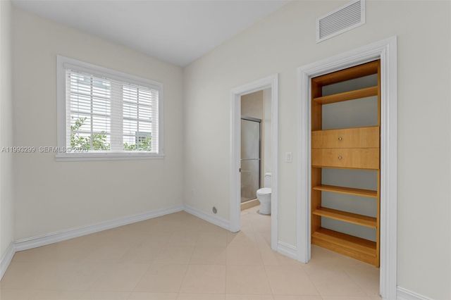 797 Ridgewood Rd ., Key Biscayne, FL 33149