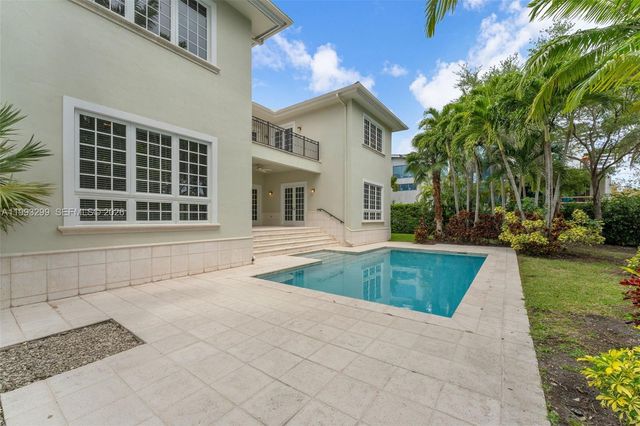 797 Ridgewood Rd ., Key Biscayne, FL 33149