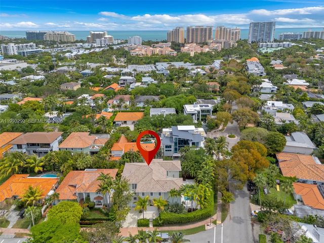 797 Ridgewood Rd ., Key Biscayne, FL 33149