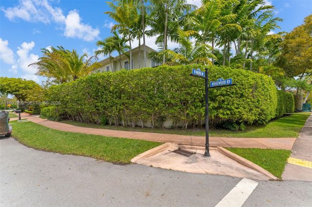 797 Ridgewood Rd ., Key Biscayne, FL 33149