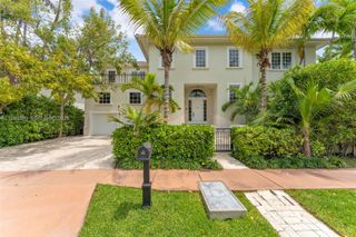 797 Ridgewood Rd ., Key Biscayne, FL 33149