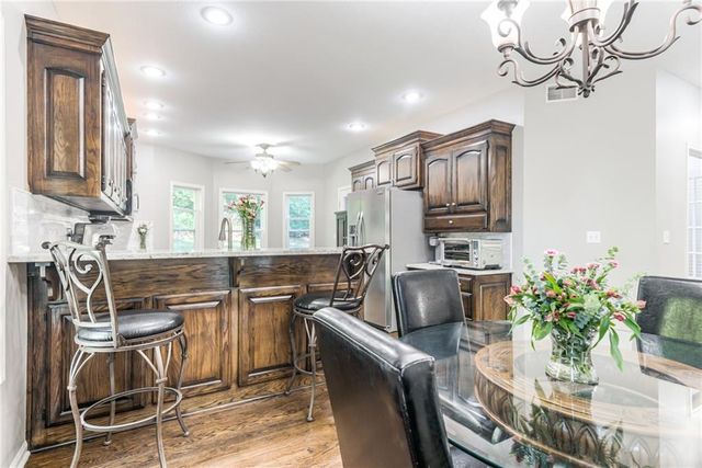 17212 W 68th Street, Shawnee, KS 66217