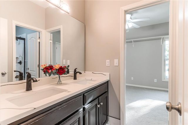 17212 W 68th Street, Shawnee, KS 66217