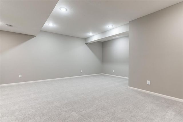 17212 W 68th Street, Shawnee, KS 66217
