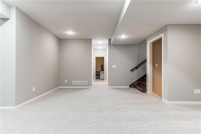 17212 W 68th Street, Shawnee, KS 66217