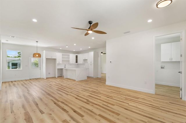 8580 W PRICE BOULEVARD, North Port, FL 34291